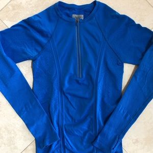 Athleta FastTrack 1/2 Zip - XS